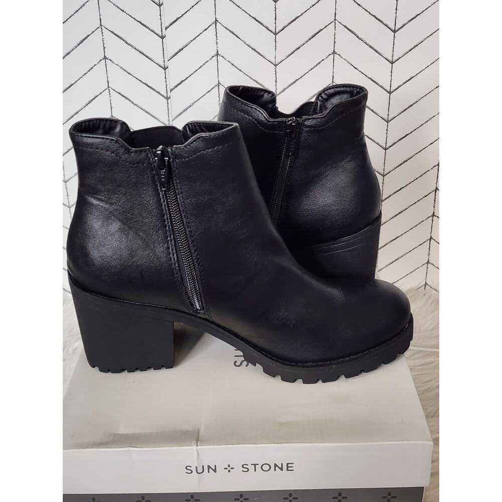 Sun + Stone Morghan Women’s Chelsea Booties Lug Sole Block Heel Ankle Zip Boots - Picture 3 of 8